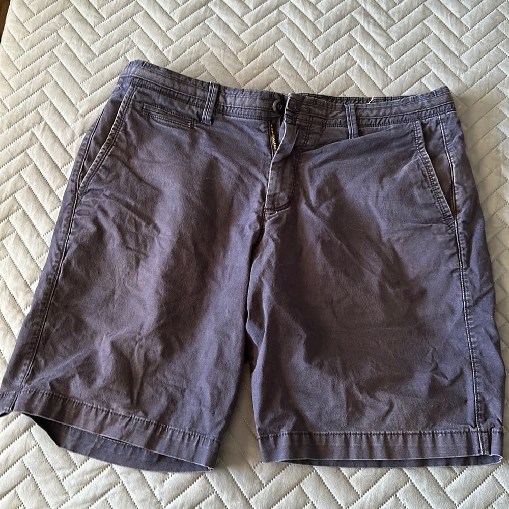 Men’s Gap 34” Shorts